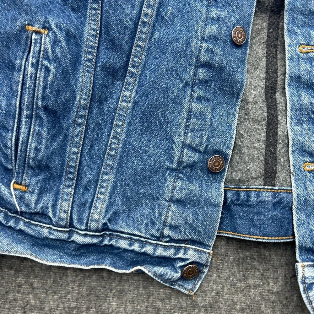 Levis Blanket Lined Denim Trucker Jacket‎ Blue Size 44 71506 0316 Made USA